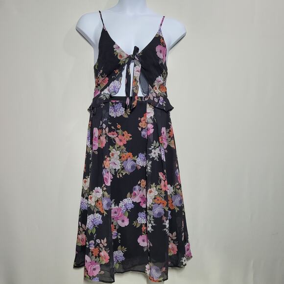 Yumi Kim Monaco Dress in Black Twilight Rose Cut-out Center Front Tie Size Large - Picture 1 of 8